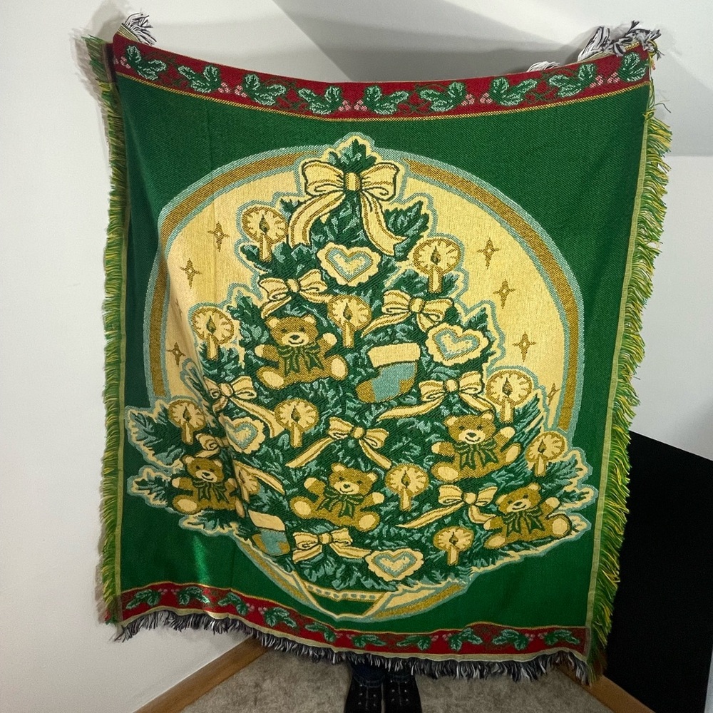 Northwest Company Christmas Tree Tapestry Throw Blanket  Teddy Bears Bows Hearts